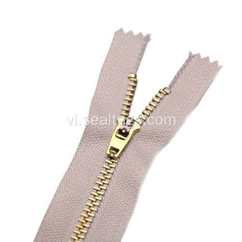 Các loại bọc kim loại của ứng dụng Zipper